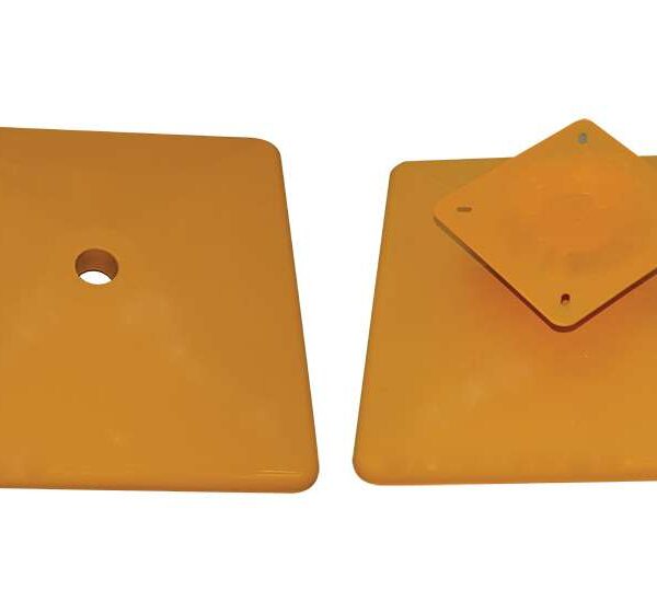 metalliki-vasi-polythronas