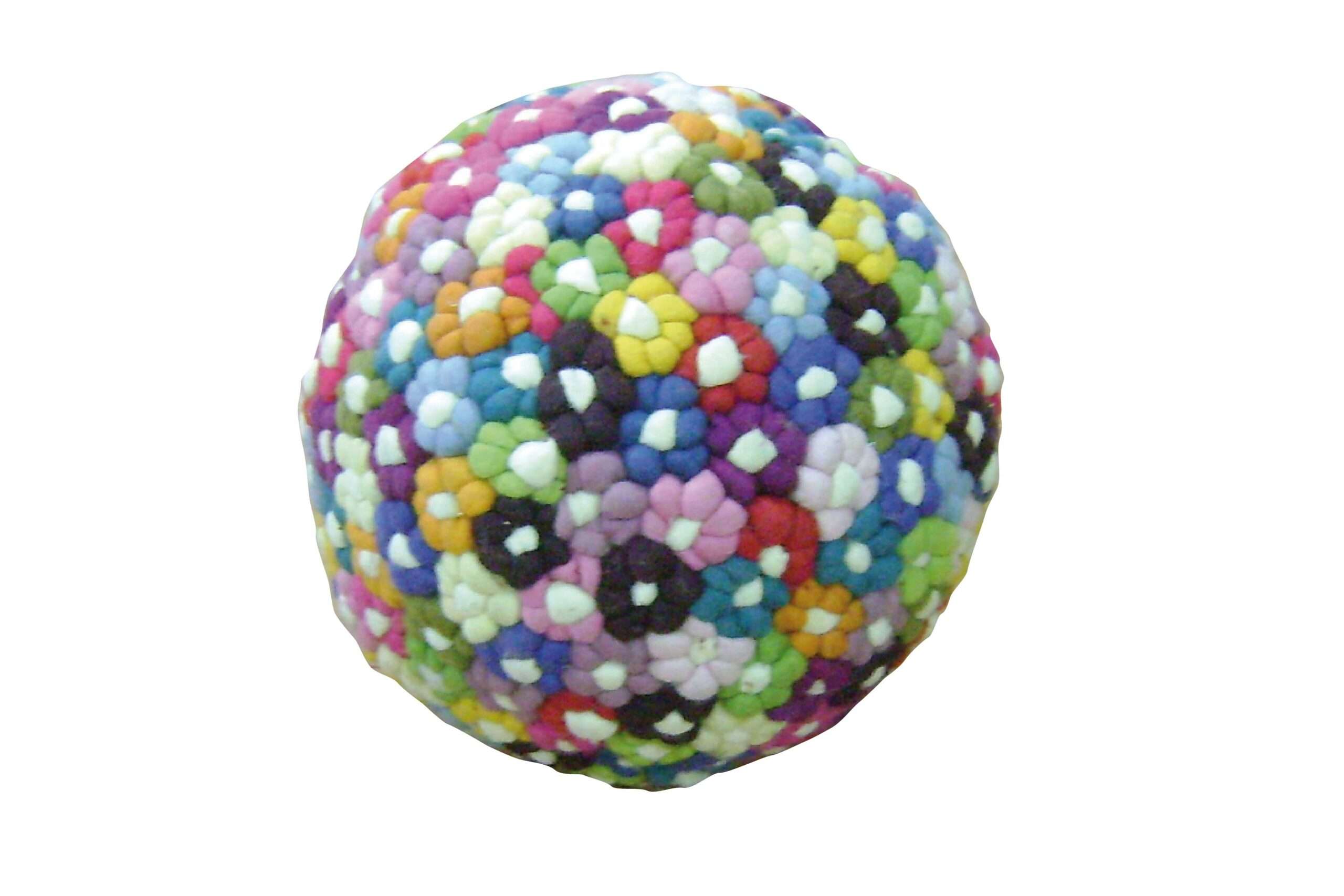 poyf-skampo-polyxromo-leuko-flower-balls-rug-pouf
