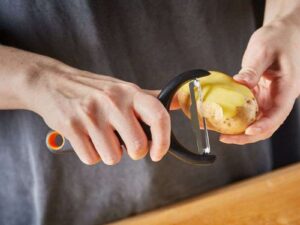 Αποφλοιωτής Λαχανικών Fiskars Fuctional Form Vegetable Peeler 15cm 1016122
