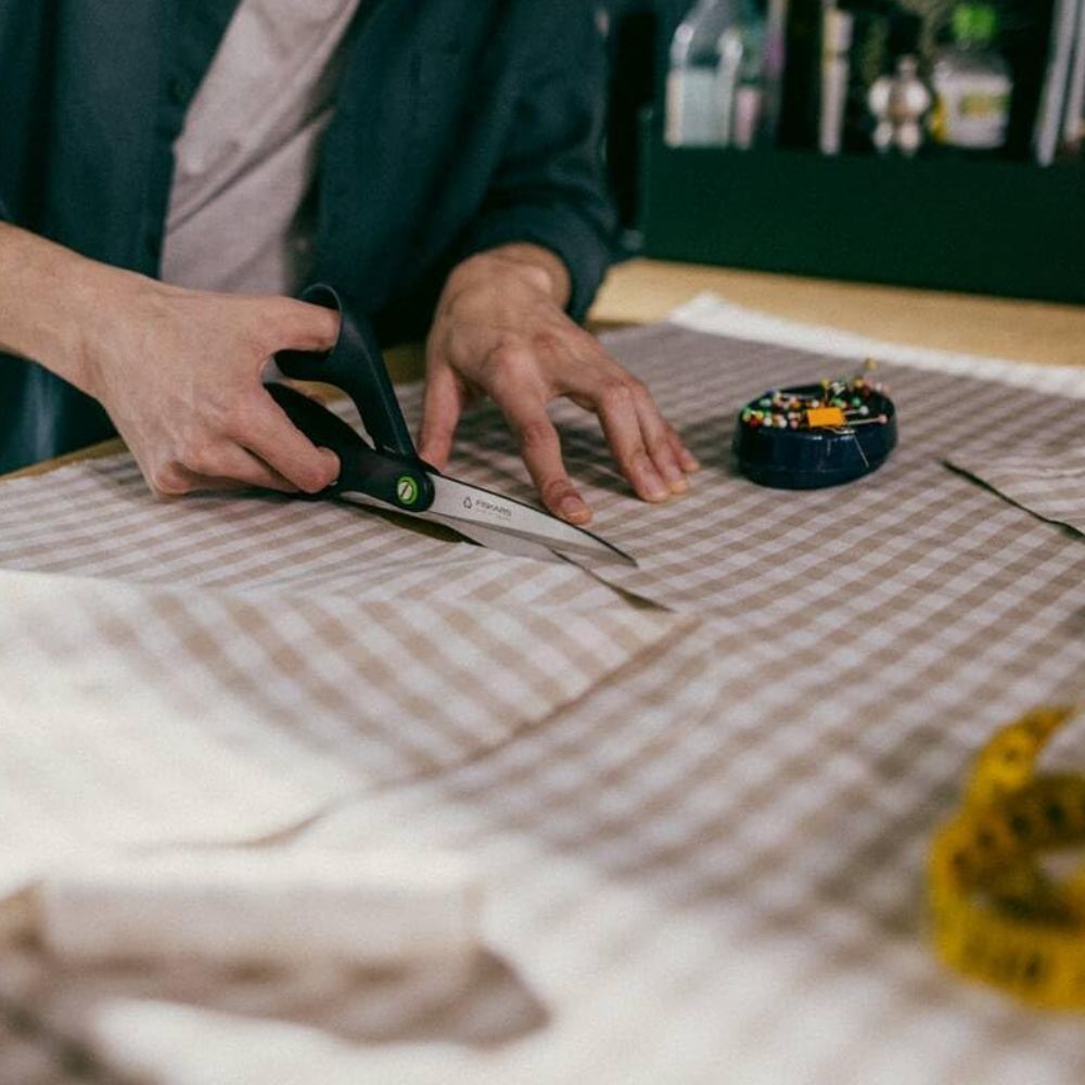 Ψαλίδι Γενικής Χρήσης Από Ανακυκλωμένα Υλικά Fiskars Functional Form Renew 25cm 1074546 - Image 2