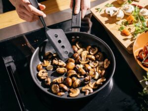 Σπάτουλα Fiskars Essential με Αιχμηρές Άκρες & Ασύμμετρη Κεφαλή 29cm 1065595